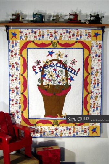 Suzn+Quilts+Freedom+Basket+Quilt+logo