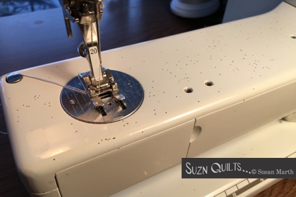 Suzn+Quilts+glittery+machine