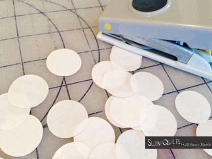 suznquiltscut1inchcirclepaper