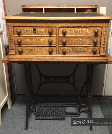 suznquiltsnewthread-cashwrap