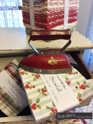 suznquiltssnowfall14